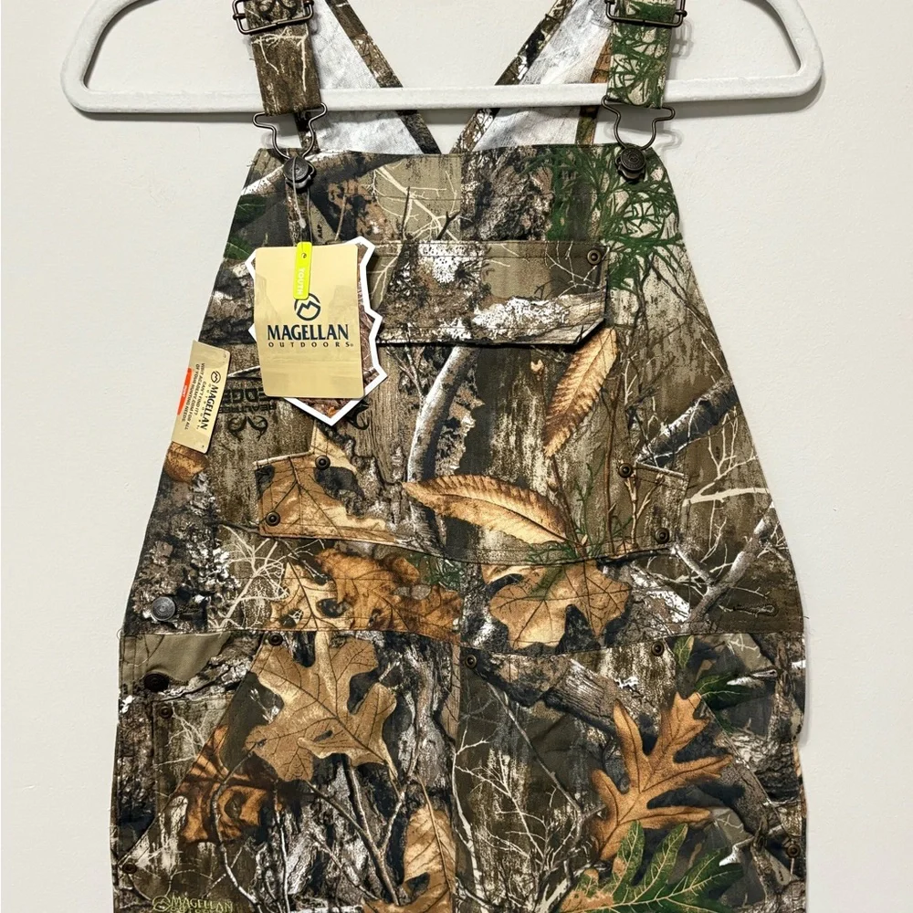 Magellan Outdoors Camo/Real
Tree Youth/Womens Overalls - Picture 3 of 7